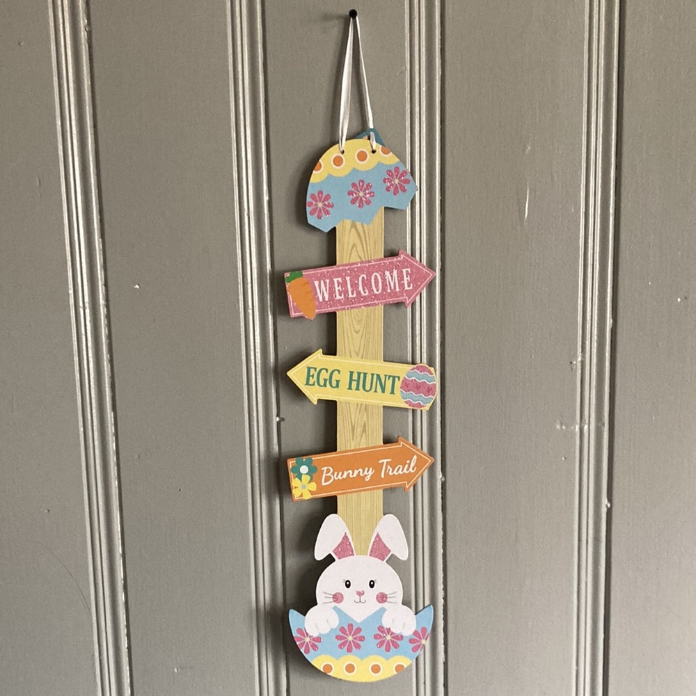 2/$20 NWT Precious Wooden Glittered Directional Whimsical Easter 🐇 Decor Sign